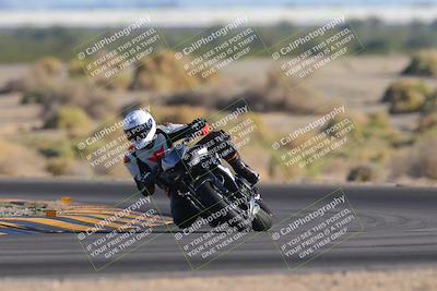 media/Nov-06-2023-Moto Forza (Mon) [[ce023d0744]]/3-Intermediate Group/Session 5 (Turn 4)/